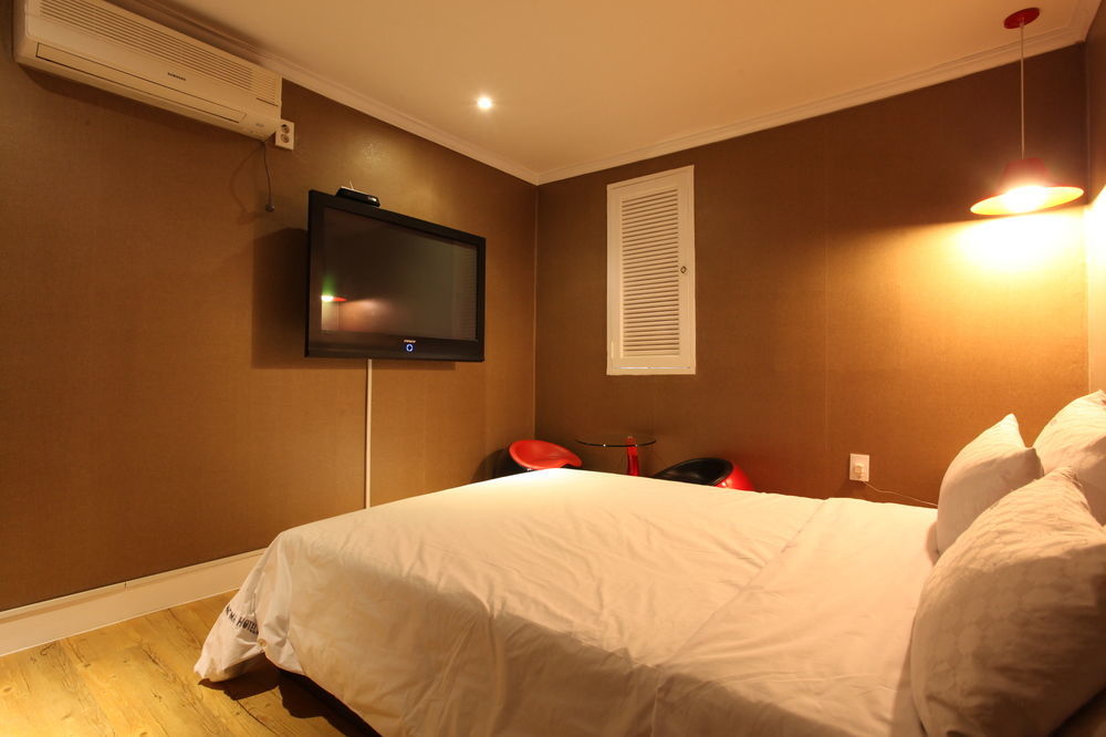 סיאול Hotel Goguma Shinchon מראה חיצוני תמונה