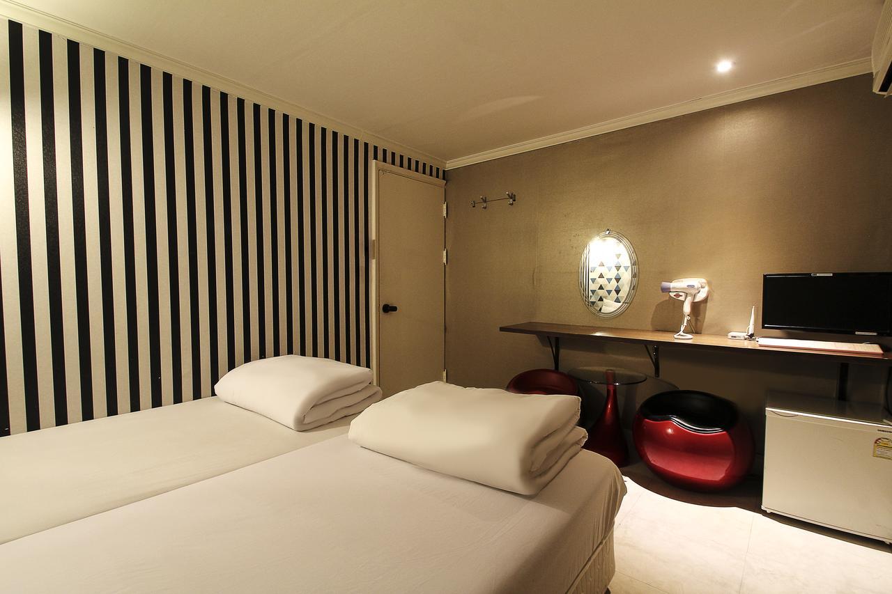 סיאול Hotel Goguma Shinchon מראה חיצוני תמונה