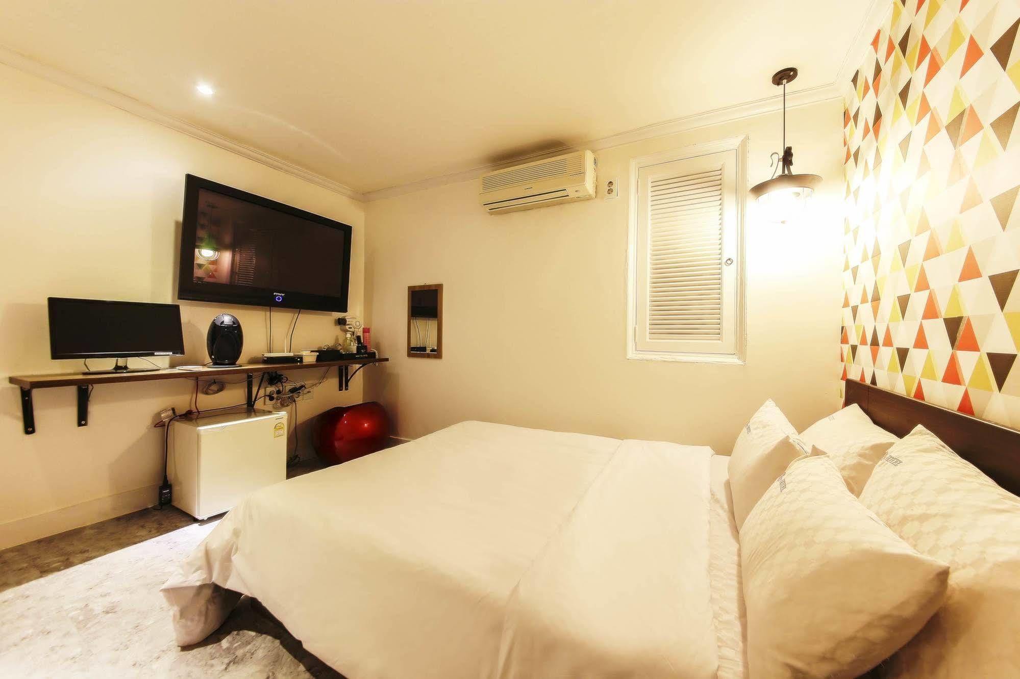 סיאול Hotel Goguma Shinchon מראה חיצוני תמונה